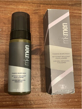 MARY KAY MK MEN FOAMING BEARD WASH CLEANSER ~~ 5.0 oz New In Box!!